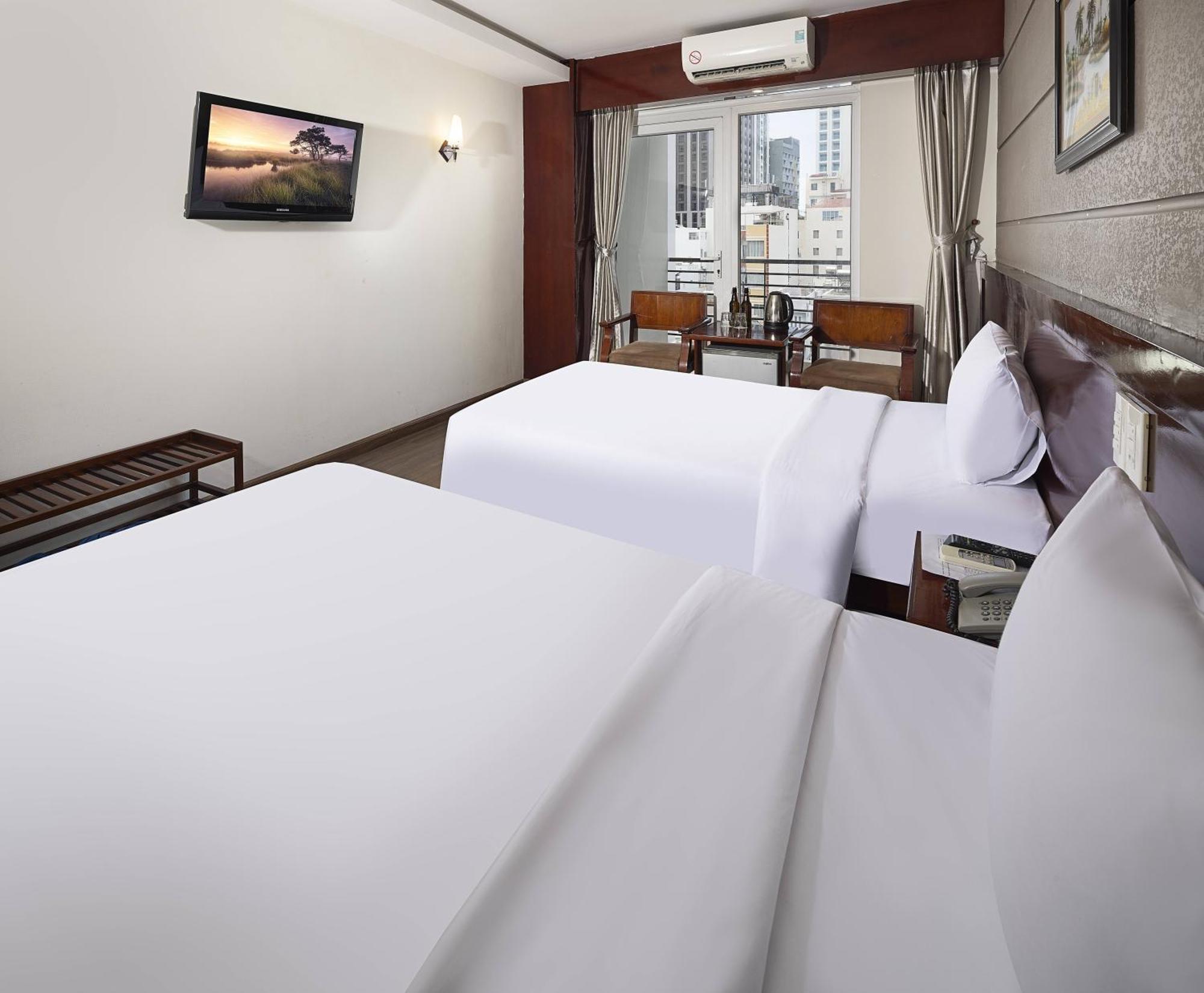 Wintersea Hotel ニャチャン エクステリア 写真
