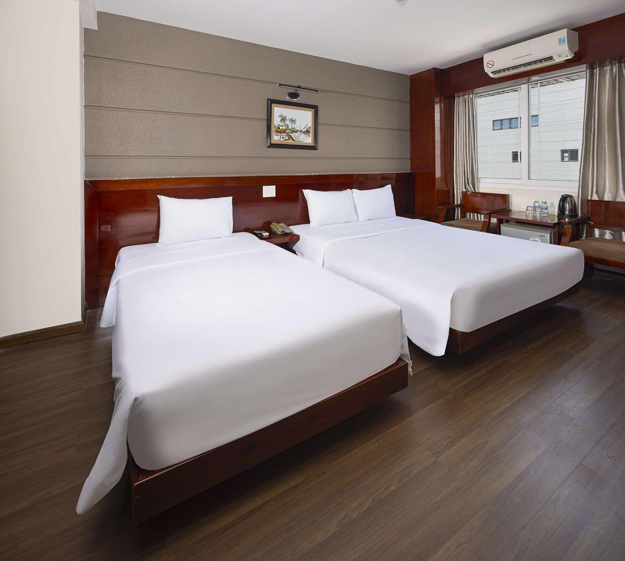 Wintersea Hotel ニャチャン エクステリア 写真